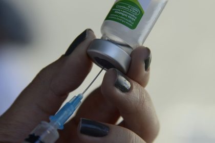 Casos de síndrome respiratória grave estão em queda em quase todo o país