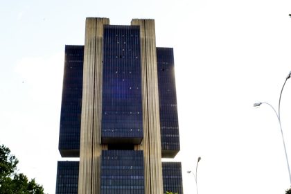 Com quórum desfalcado, Copom decide se mantém Taxa Selic