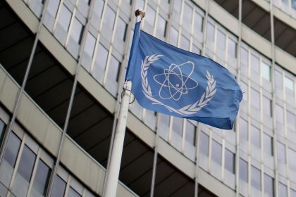 Agência de energia atômica descarta vazamento radiológico no Irã