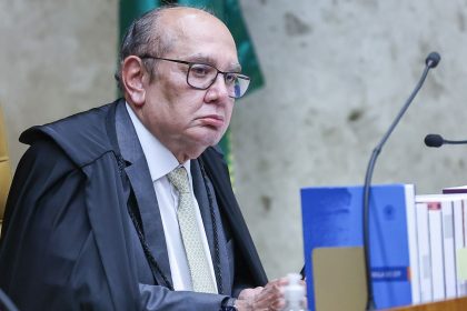 Mendes manda PF apurar suposta espionagem contra secretário do Recife