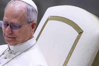 Papa Leão lamenta que guerra contra Irã "esteja cada vez pior"