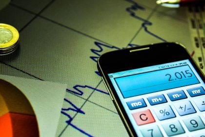 Mercado prevê crescimento econômico de 2,2% em 2025