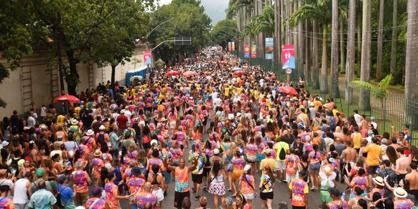 Carnaval: veja programação dos blocos de rua neste sábado no Rio