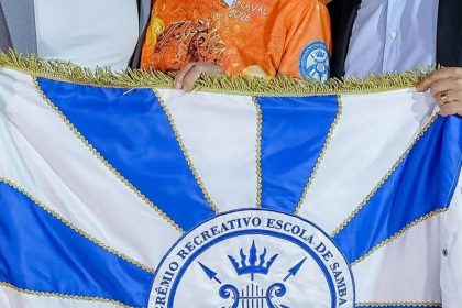 Mãe de Lula “canta” no samba-enredo da Acadêmicos de Niterói