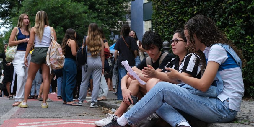 Pé-de-Meia Licenciaturas: cadastro e inscrições começam nesta sexta