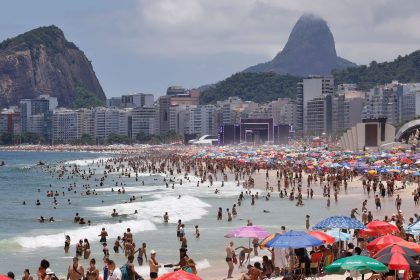 Resgates no mar do RJ passam de mil. Veja orientações de segurança