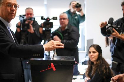 Socialista Antônio Seguro é eleito presidente de Portugal
