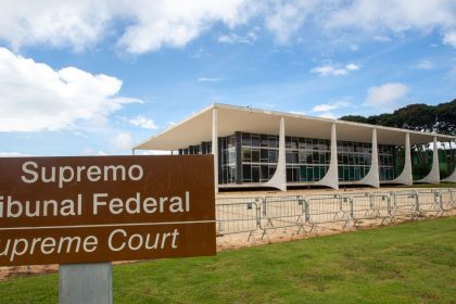 Decisão do STF permite penduricalhos de até 70% acima do teto