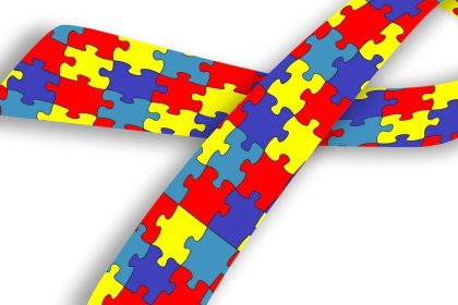 Autismo: mulheres são as principais cuidadoras, revela pesquisa