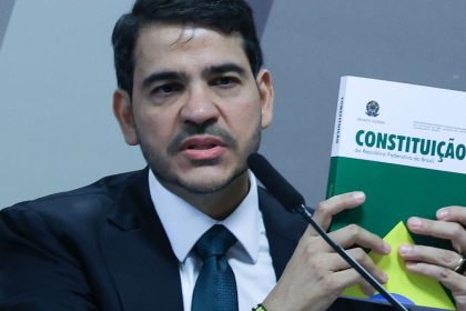 CCJ do Senado aprova nome de Jorge Messias para o STF