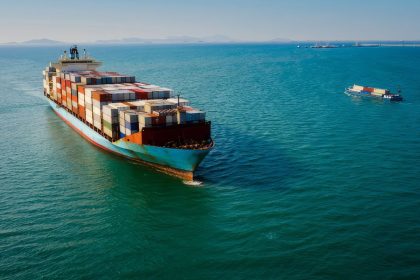 Governo projeta superávit comercial de US$ 72,1 bi em 2026