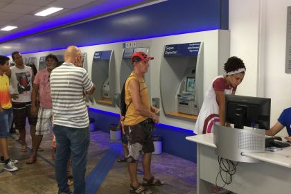 Novas regras de empréstimo consignado para servidores e aposentados entram em vigor