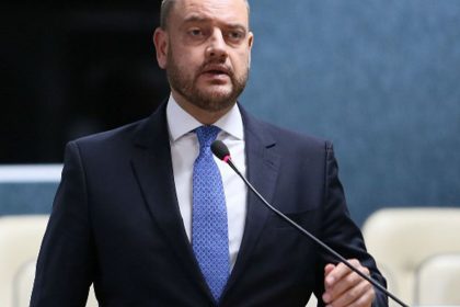 Zanin mantém presidente do TJRJ no cargo de governador interino do Rio