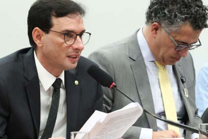 Fim da escala 6x1: relator propõe que um dia de folga seja no domingo
