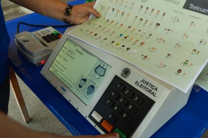 Prazo para tirar ou regularizar título de eleitor termina nesta quarta